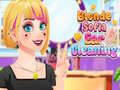 Jwèt Blonde Sofia Ear Cleaning